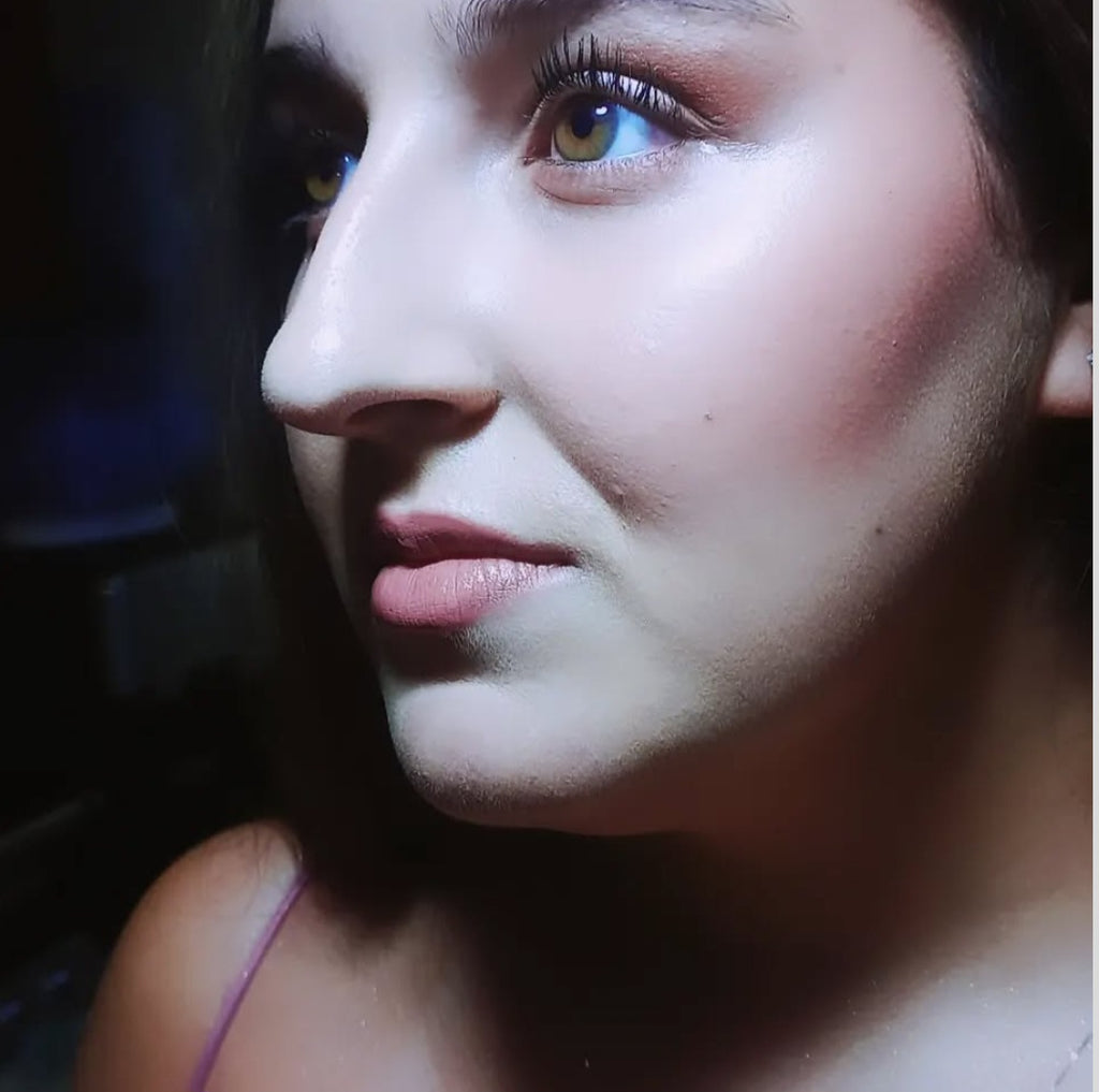 MAQUILLAJE PROFESIONAL