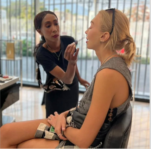 MAQUILLAJE PROFESIONAL